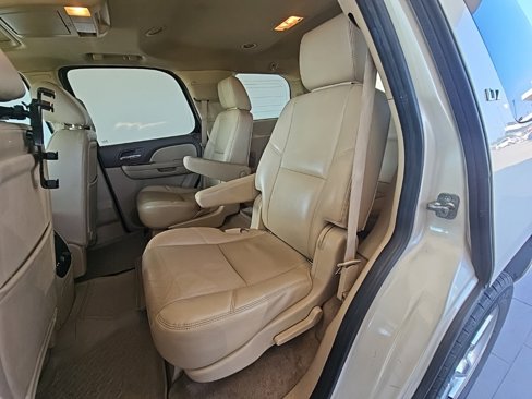 Used 2012 Chevrolet Tahoe LTZ image 17