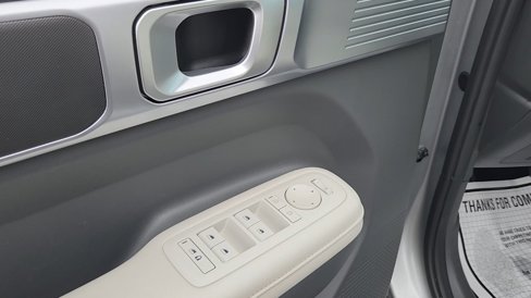 Certified 2024 Hyundai Santa Fe SEL image 7