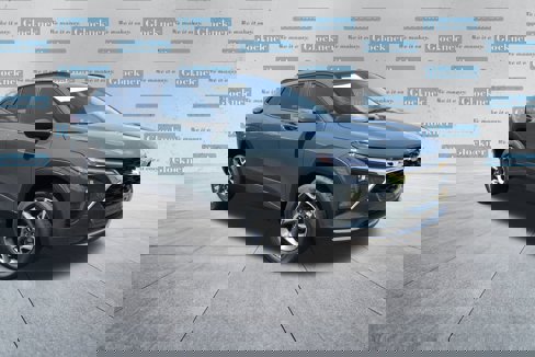 New 2025 Chevrolet Trax LT image 3