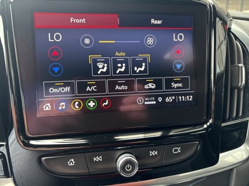 Used 2022 Chevrolet Traverse LT image 11