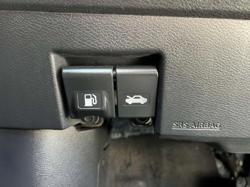Certified 2022 Nissan Kicks SV image 21