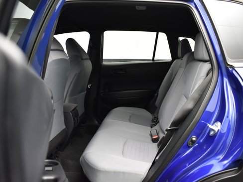 Used 2024 Toyota Corolla Cross SE image 10