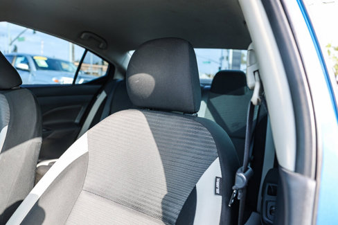 Used 2021 Nissan Versa SV image 14