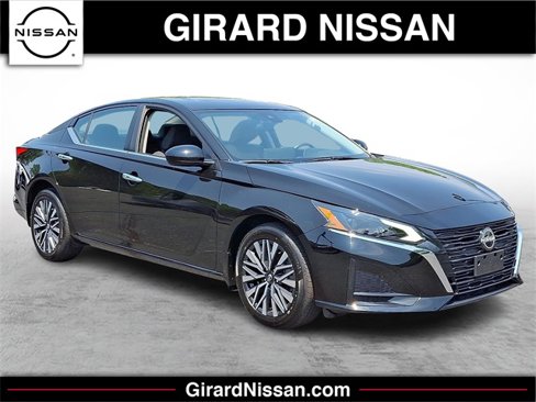Used 2023 Nissan Altima 2.5 SV w/ SV Premium Package image 1