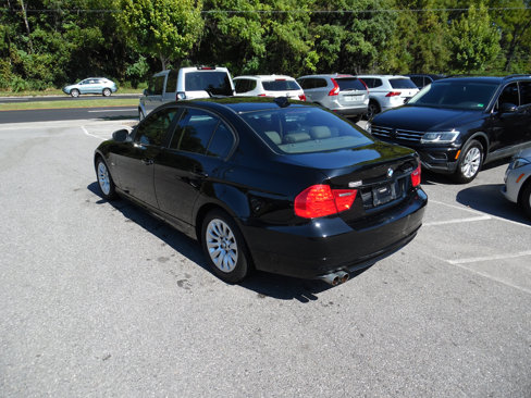 Used 2009 BMW 328i xDrive Sedan image 3