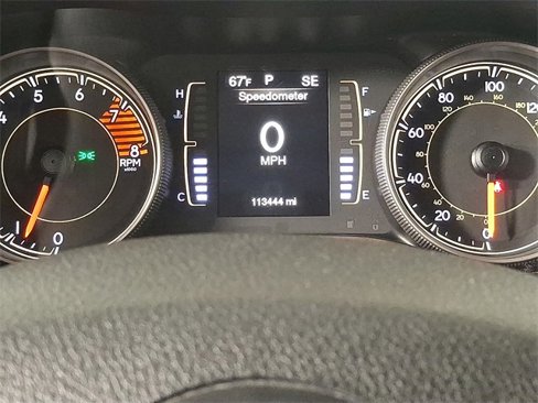 Used 2017 Jeep Cherokee Latitude w/ Cold Weather Group image 20