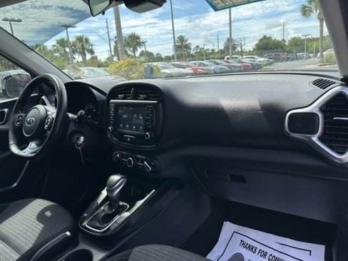 Used 2021 Kia Soul GT-Line image 24