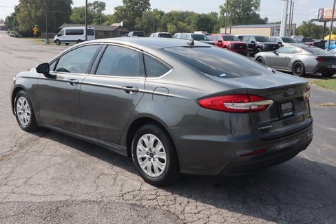 Used 2020 Ford Fusion S image 16