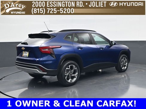 Used 2024 Chevrolet Trax LT w/ Driver Confidence Package image 5