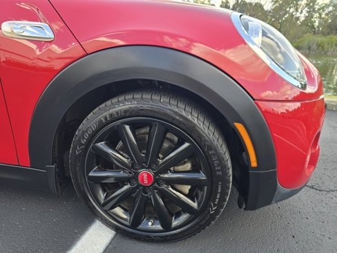 Used 2019 MINI Cooper S image 5