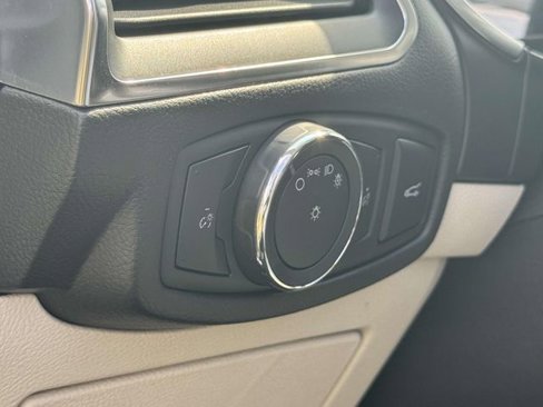 Used 2015 Ford Edge Titanium w/ Equipment Group 302A image 16