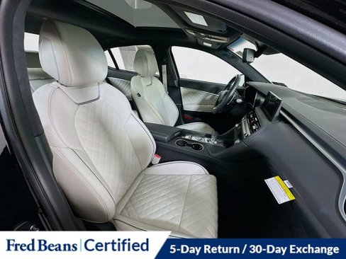 Used 2024 Genesis G70 3.3T Advanced w/ Sport Prestige Package image 32