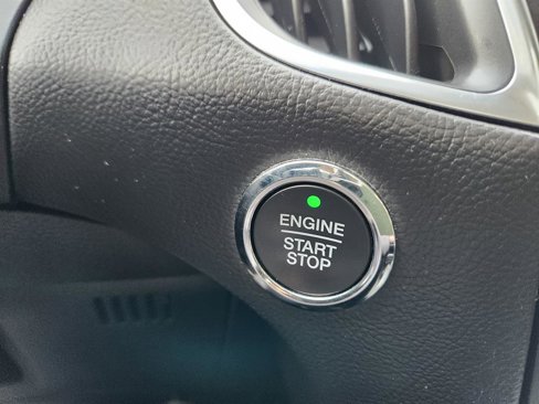 Used 2018 Ford Edge Titanium w/ Equipment Group 302A image 38