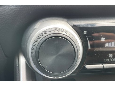 Used 2022 Toyota RAV4 LE image 28