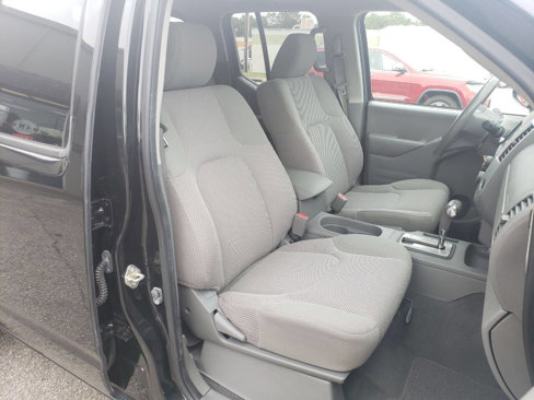 Used 2019 Nissan Frontier SV w/ Value Truck Package image 10