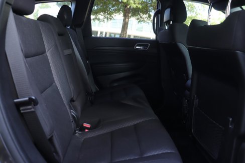Used 2021 Jeep Grand Cherokee Laredo image 22