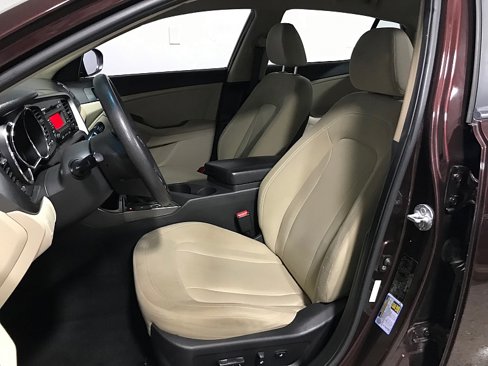 Used 2011 Kia Optima LX w/ Convenience Pkg image 11