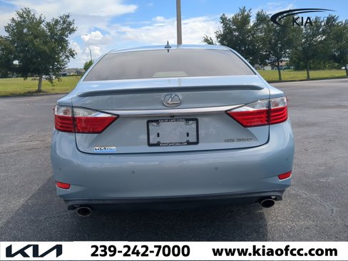 Used 2013 Lexus ES 350 w/ Luxury Pkg image 6