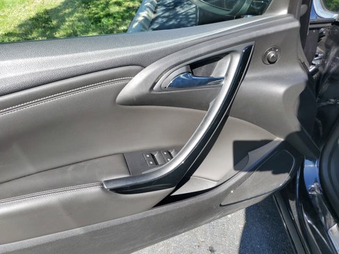 Used 2016 Buick Cascada Premium image 6