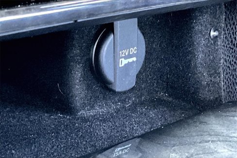 Used 2013 Chrysler 300 C image 32