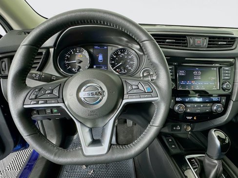 Used 2020 Nissan Rogue SL w/ Premium Package image 11