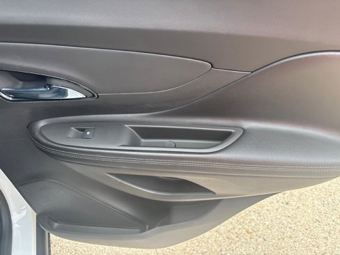 Used 2019 Buick Encore Preferred image 30