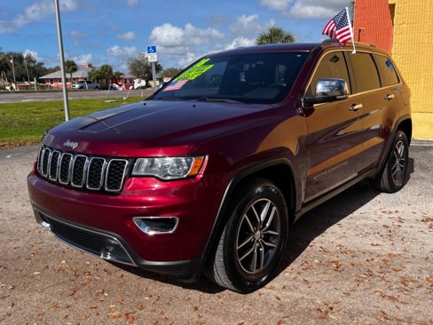 Used 2018 Jeep Grand Cherokee Limited image 2