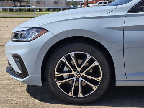 New 2025 Volkswagen Jetta Sport image 5