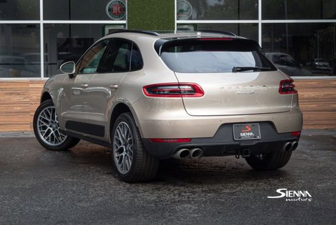 Used 2017 Porsche Macan S image 4