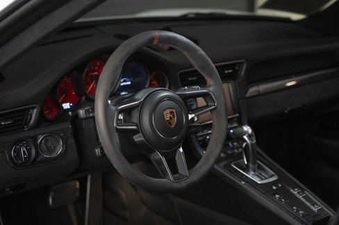 Used 2016 Porsche 911 GT3 RS image 25