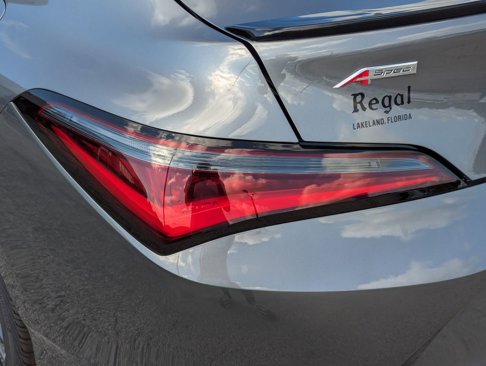 New 2025 Acura Integra A-Spec image 7
