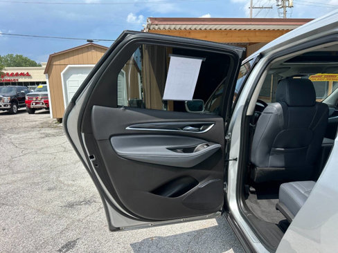 Used 2019 Buick Enclave Essence image 10