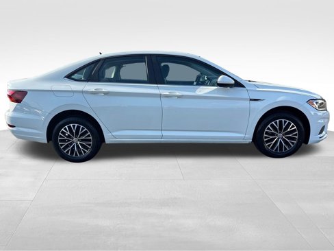 Used 2019 Volkswagen Jetta SEL w/ Cold Weather Package image 6