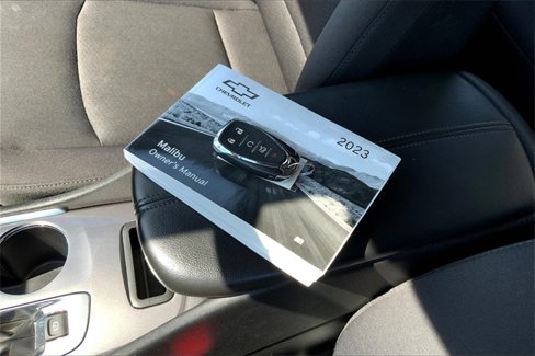 Used 2023 Chevrolet Malibu LT image 13