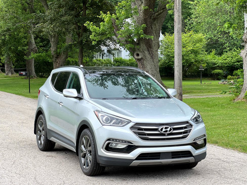 Used 2017 Hyundai Santa Fe Sport w/ 2.0T Ultimate Tech Package 05 image 7