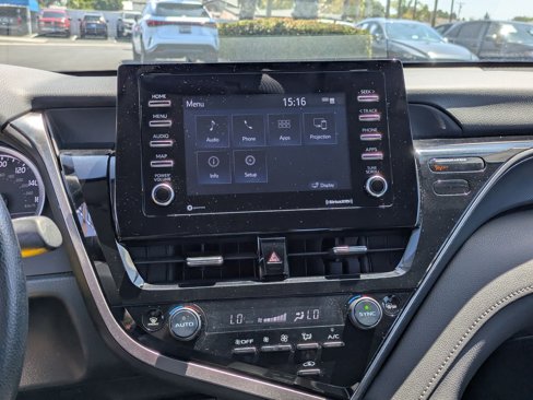 Used 2024 Toyota Camry LE image 9
