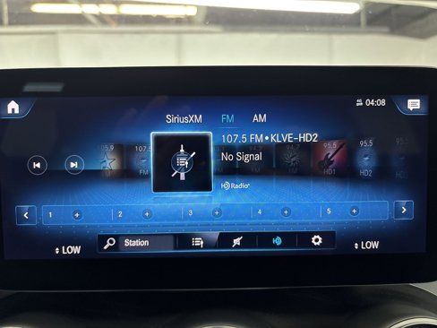 Used 2021 Mercedes-Benz GLC 300 w/ Premium Package image 24