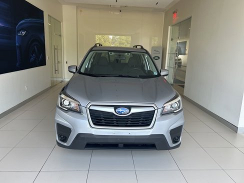 Used 2020 Subaru Forester Premium image 18