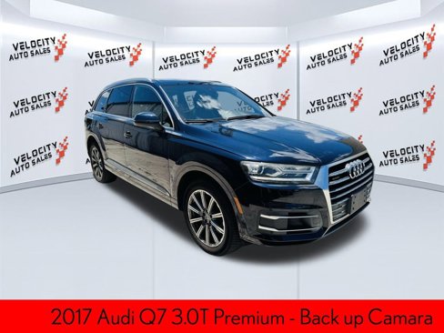 Used 2017 Audi Q7 3.0T Premium image 1
