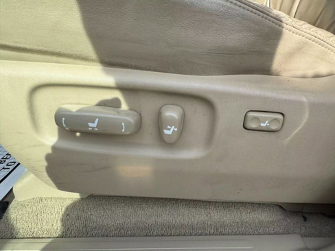 Used 2005 Lexus GX 470 image 32