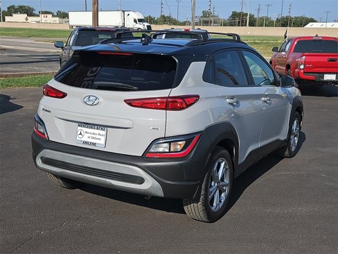 Used 2023 Hyundai Kona SEL image 7