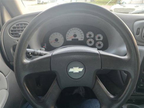 Used 2005 Chevrolet TrailBlazer LS w/ LS Preferred Equipment Group image 17