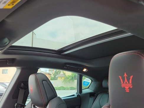 New 2024 Maserati Levante GT Ultima image 13