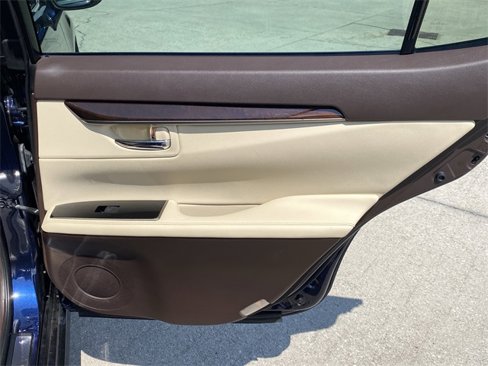 Used 2016 Lexus ES 350 image 22