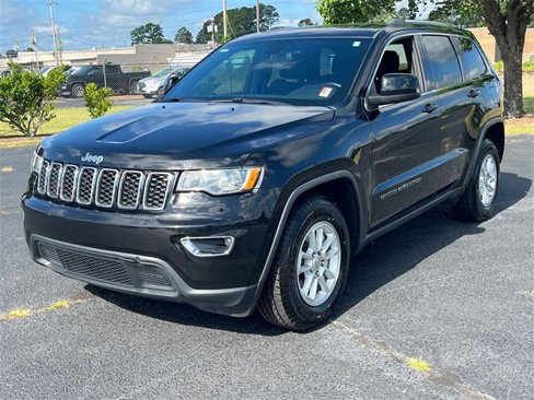 Used 2020 Jeep Grand Cherokee Laredo image 7