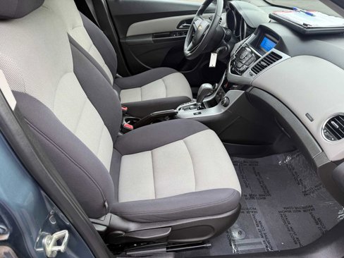 Used 2012 Chevrolet Cruze LS w/ Connectivity Package image 12