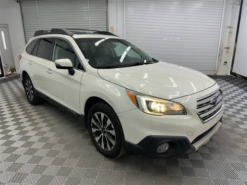 Used 2015 Subaru Outback 2.5i Limited image 7