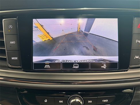 Used 2022 Buick Enclave Essence w/ Experience Buick Package image 9