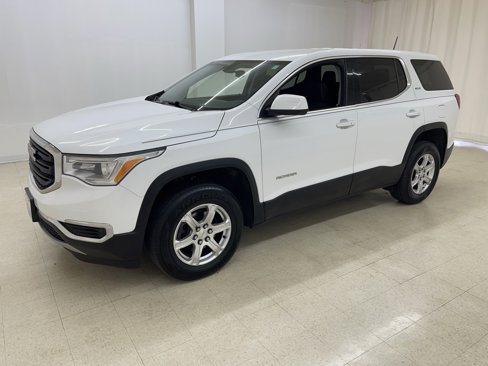 Used 2019 GMC Acadia SLE w/ LPO, Floor Liner Package image 1