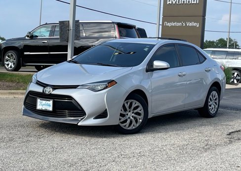 Used 2019 Toyota Corolla LE image 1